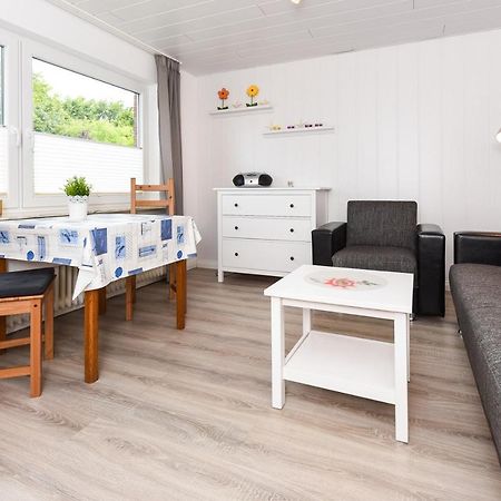 Ferienwohnungen Im Haus Waterkant Neuharlingersiel Exterior foto