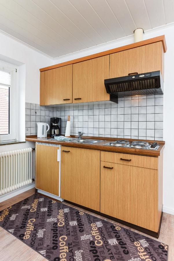 Ferienwohnungen Im Haus Waterkant Neuharlingersiel Exterior foto